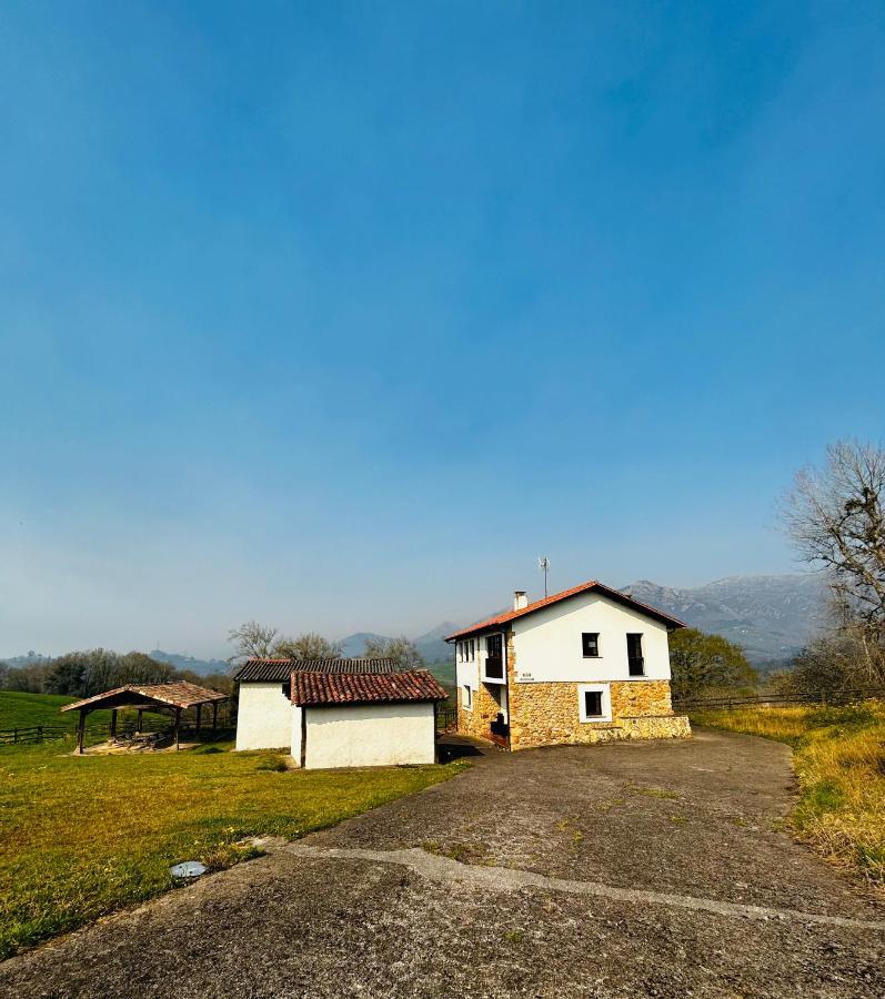 Casa La Maestra Apartment Arriondas Luaran gambar