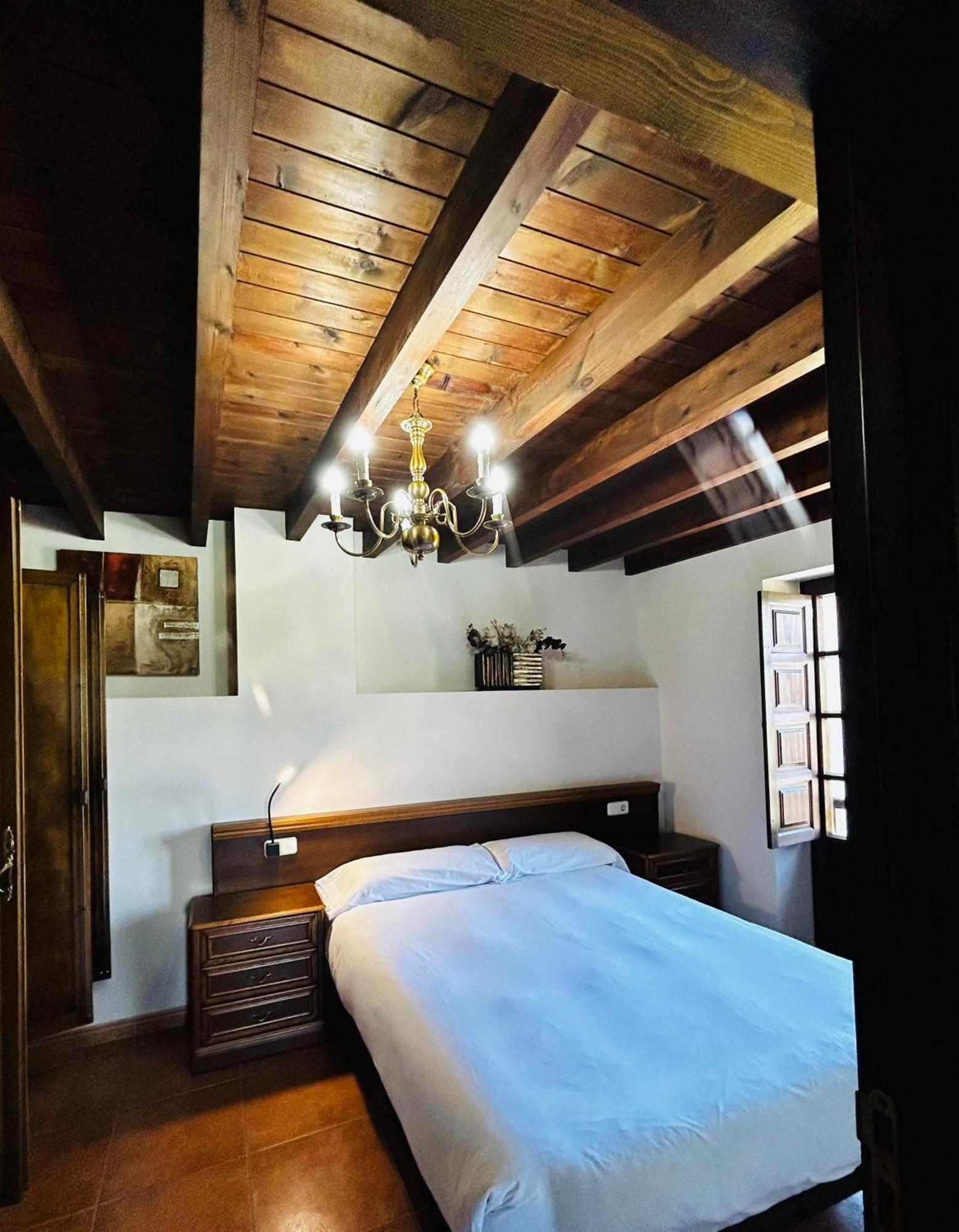 Casa La Maestra Apartment Arriondas Luaran gambar