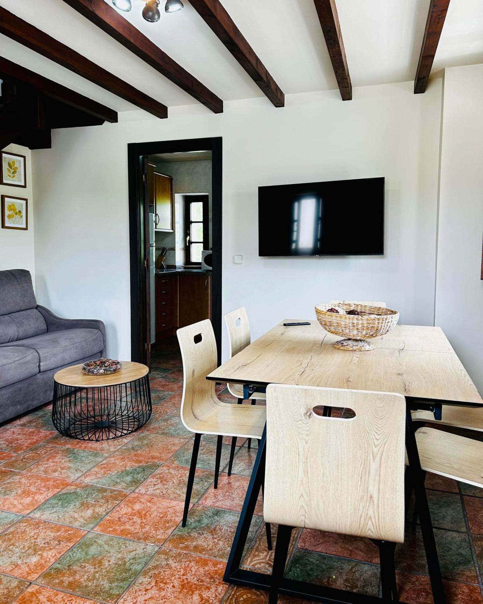Casa La Maestra Apartment Arriondas Luaran gambar