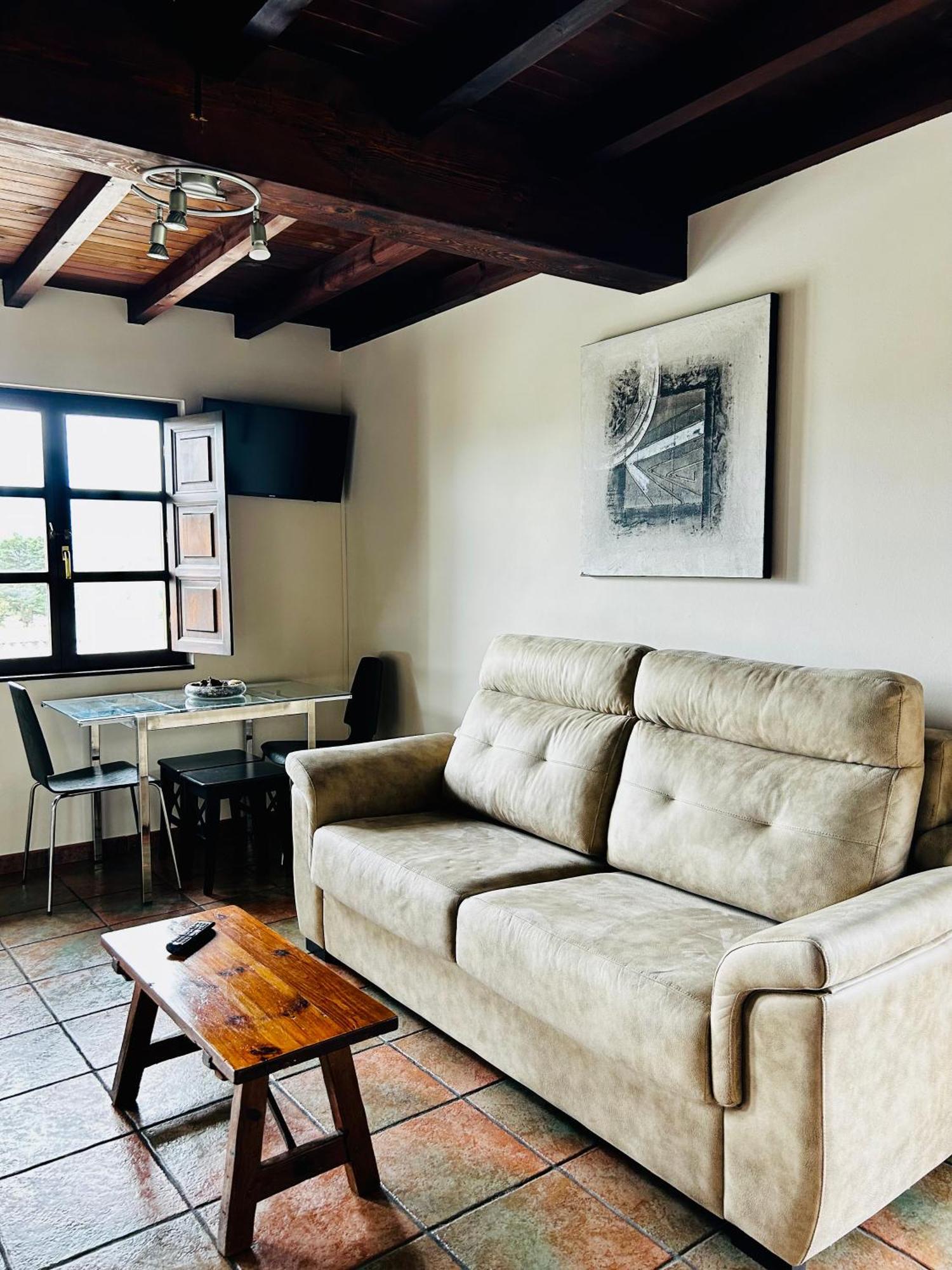 Casa La Maestra Apartment Arriondas Luaran gambar