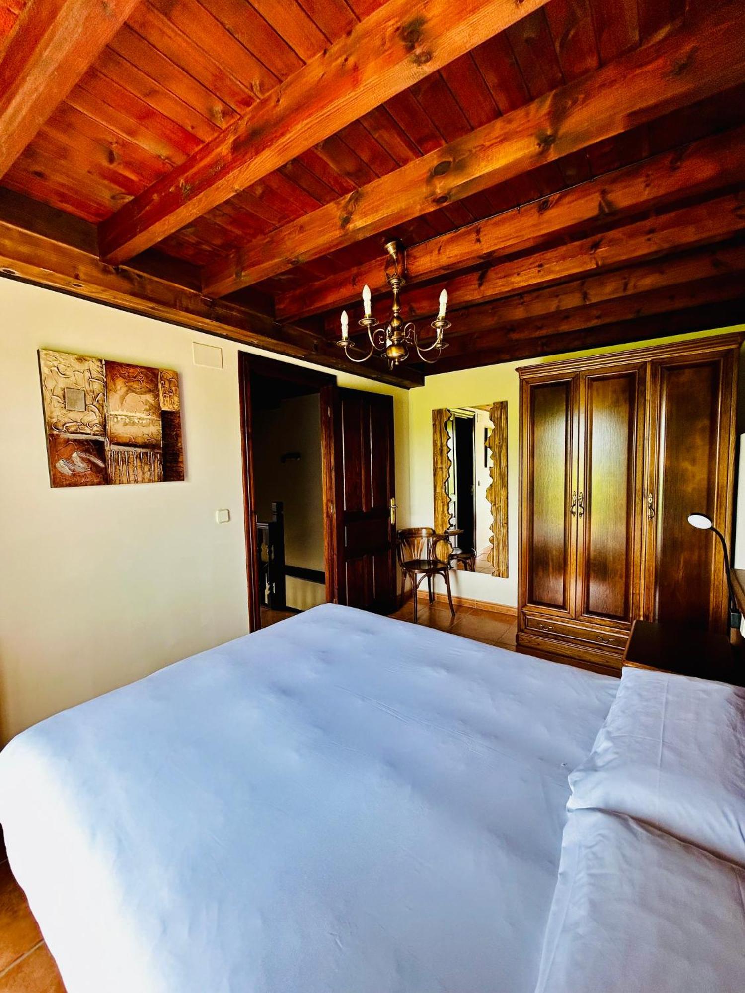 Casa La Maestra Apartment Arriondas Luaran gambar