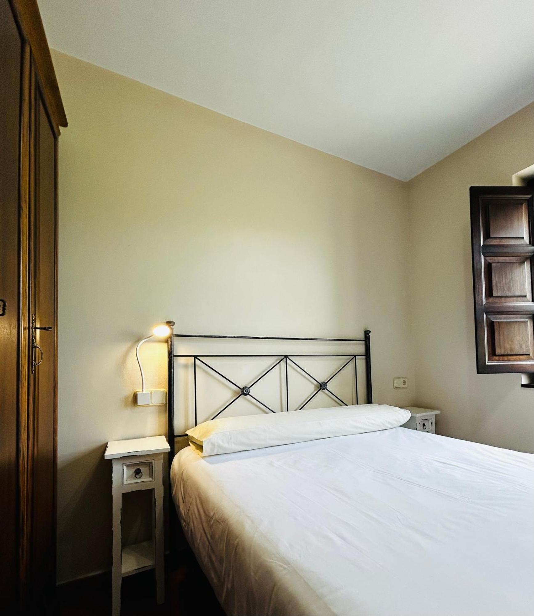 Casa La Maestra Apartment Arriondas Luaran gambar